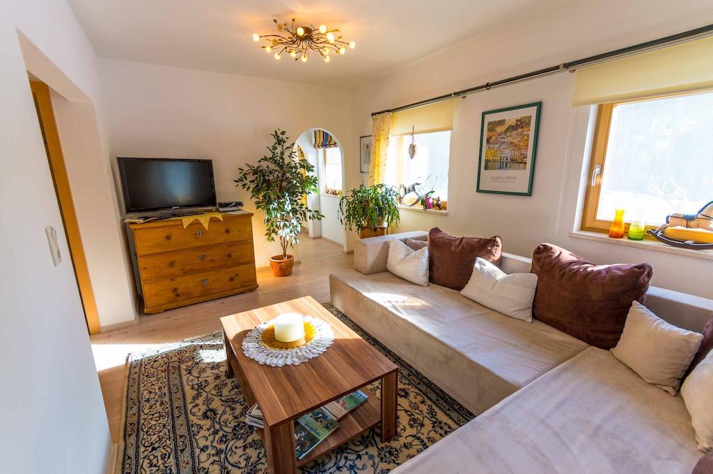 Ferienwohnung Reitgestuet Waldeck Saalfelden ห้อง รูปภาพ